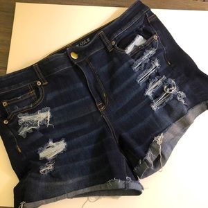 American Eagle distressed shorts